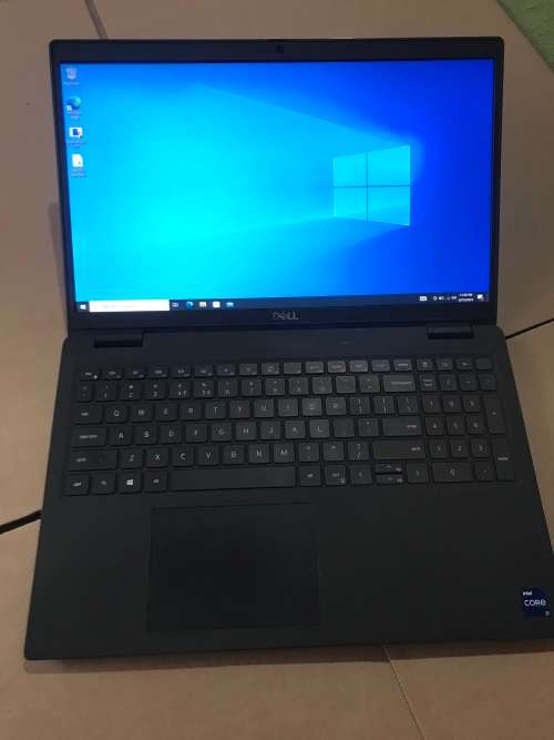 11TH GEN DELL LATITUDE 3520*15.6`*CORE i7-1165G7*2.80GHZ*8 GB RAM*512 GB SSD*WINDOWS 11 PRO 64-BIT